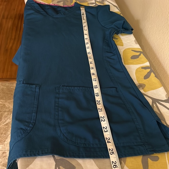 Heartsoul scrubs women’s Pitter-Pat shaped V-Neck top and pants - Picture 13 of 13